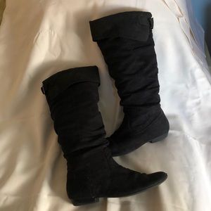 Sold: slouchy boots